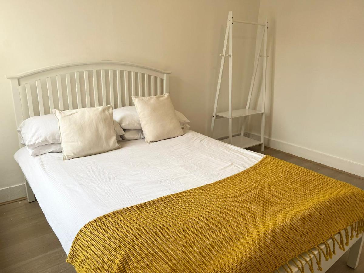 Hotel The Leyton Oasis London Exterior foto